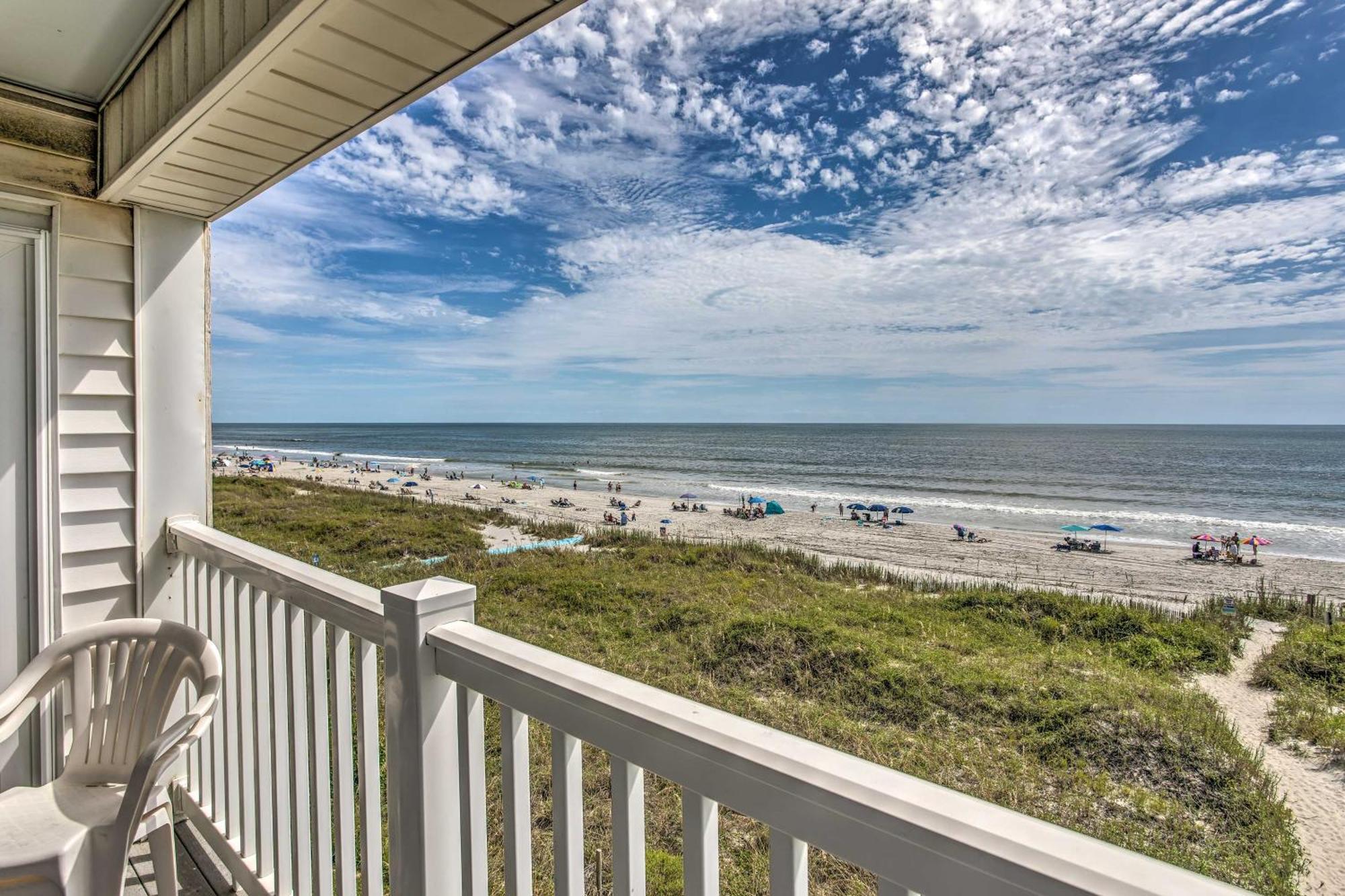 Bright Beachy Condo With Boardwalk Access And Patio! Myrtle Beach Kültér fotó